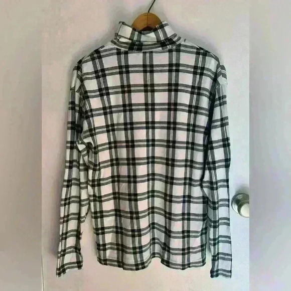 Izod women’s turtleneck shirt plaid print preppy size medium - Picture 3 of 12